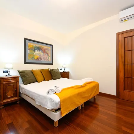 Apartment Desenzanoloft Official Partner Marriott Homes & - Gardastar La Stella Del