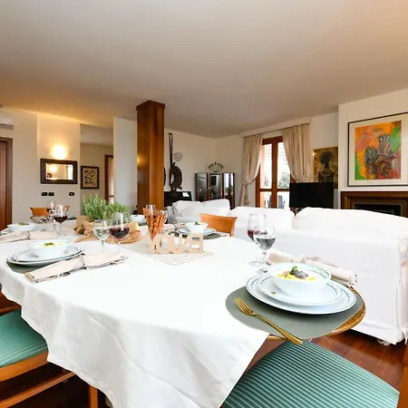 Apartment Desenzanoloft Official Partner Marriott Homes & - Gardastar La Stella Del Desenzano del Garda