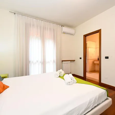 Desenzanoloft Official Partner Marriott Homes & - Gardastar La Stella Del *