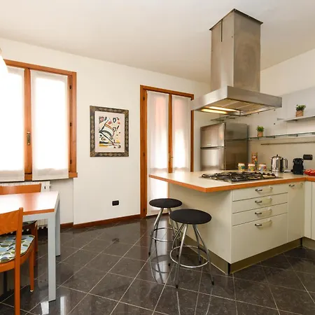 Desenzanoloft Official Partner Marriott Homes & - Gardastar La Stella Del Desenzano del Garda